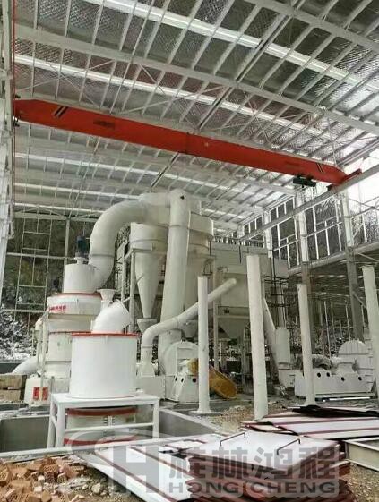 桂林鴻程磨粉機(jī)安裝客戶現(xiàn)場(chǎng) 桂林鴻程磨粉機(jī)安裝客戶現(xiàn)場(chǎng)