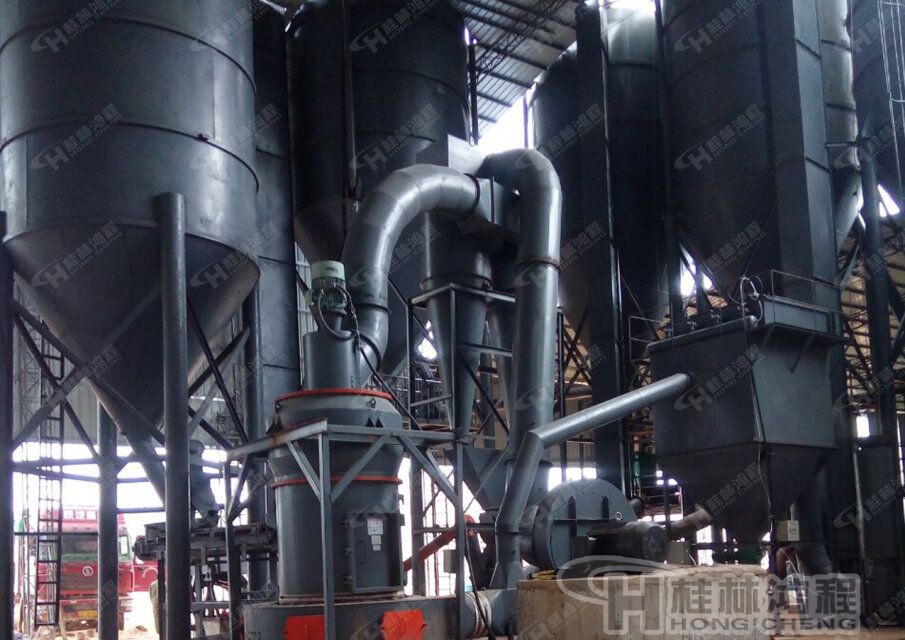 桂林鴻程新型磨粉設(shè)備，螢石雷蒙機(jī),螢石雷蒙磨,80-800目螢石雷蒙磨粉機(jī)：HCQ系列改進(jìn)型磨粉機(jī)HCQ1500