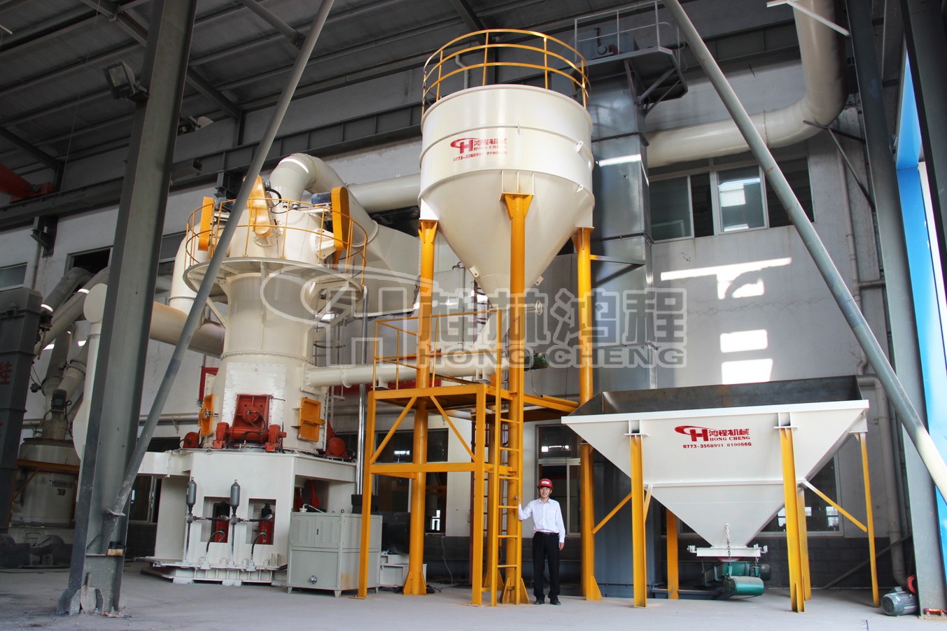 碳酸鈣生產(chǎn)線立磨全套磨粉機(jī)設(shè)備配置有那些,石灰石磨粉機(jī)，立磨，雷蒙磨，超細(xì)磨粉機(jī)